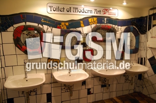 Hundertwasser Village_17.JPG